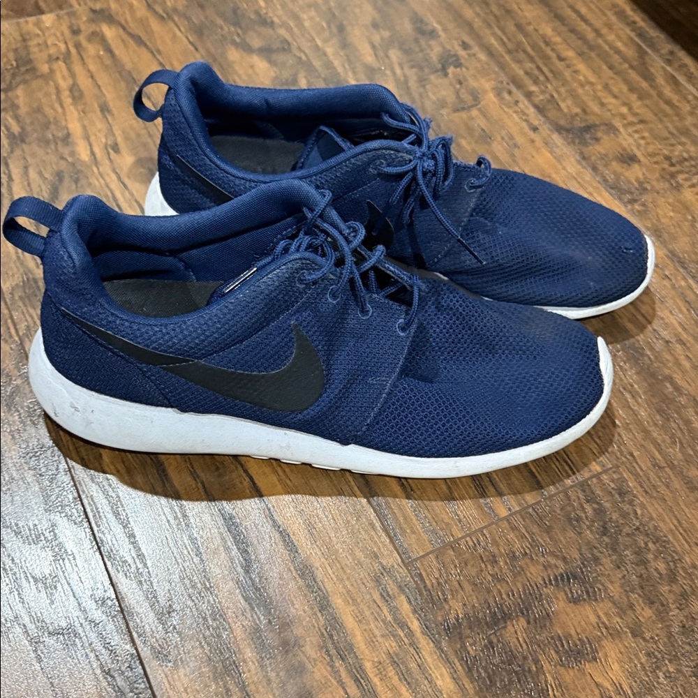 Nike Dark Blue Athletic Shoes with Black Swoosh 11.5 used fair condition